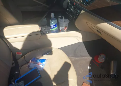 2018 Genesis G80 3.8 z USA, uszkodzony, nr VIN KMHGN4JEXJU284289